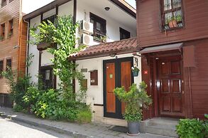 Villa Sphendone Suites