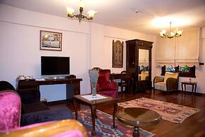 Villa Sphendone Suites