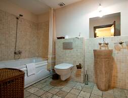 Villa Sphendone Suites