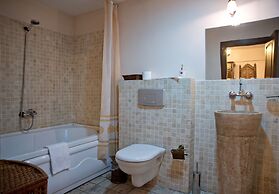 Villa Sphendone Suites