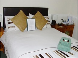 Wayfarer Guest House