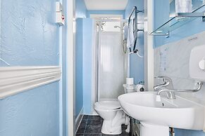 Wayfarer Guest House