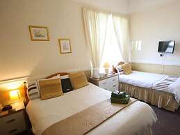 Wayfarer Guest House