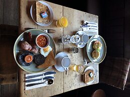 The Black Horse Inn