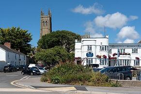 Camilla House Garden Flat