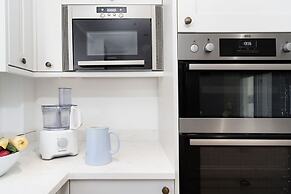 Camilla House Garden Flat