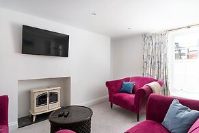 Camilla House Garden Flat