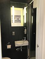 Cassandra Guest House