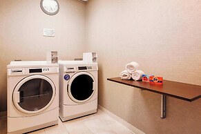 Courtyard by Marriott Dallas Arlington South