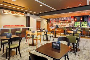 Courtyard by Marriott Dallas Arlington South