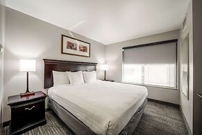 Country Inn & Suites by Radisson, Ontario at Ontario Mills, CA
