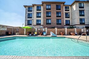 Country Inn & Suites by Radisson, Ontario at Ontario Mills, CA