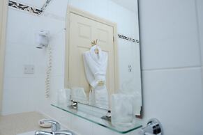 The Great House Hotel & Restaurant