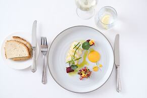 The Great House Hotel & Restaurant