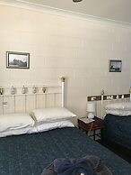 Lodge Outback Motel