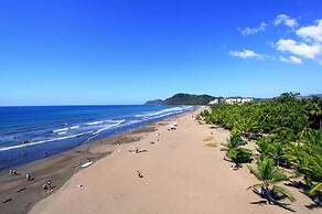 Beach Break Resort