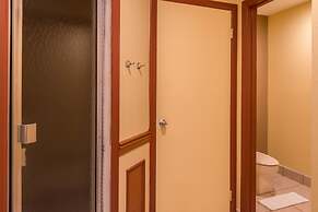 Inn of the Dove Romantic Suites with Jetted Tub & Fireplace