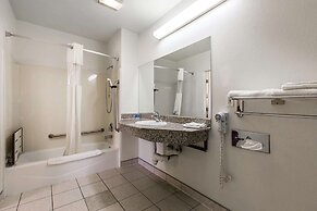 Rodeway Inn Beaumont 1-10