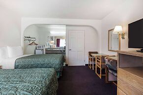 Rodeway Inn Beaumont 1-10