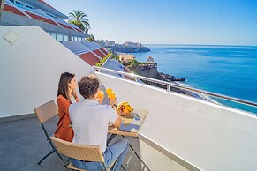 Hotel Orca Praia – Adults Only