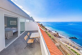Hotel Orca Praia – Adults Only