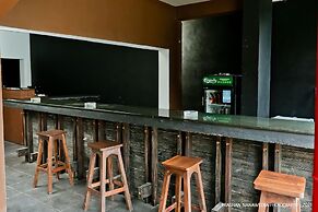 Golden Star Beach Hotel