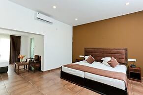 Golden Star Beach Hotel