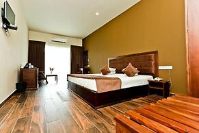 Golden Star Beach Hotel