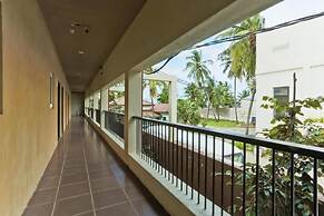 Golden Star Beach Hotel