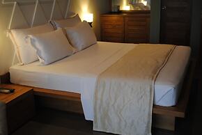 Giritale Hotel