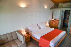Giritale Hotel