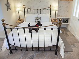 Court Prior Boutique B&B and Apartment