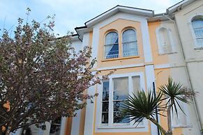 Heathcliff House, Exclusively for Adults, Free Large Car Park