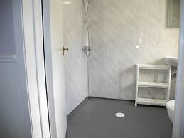 Heathcliff House, Exclusively for Adults, Free Large Car Park