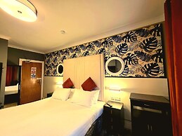 Yardley Manor Hotel