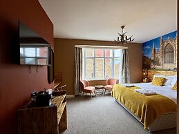 The Crescent Guest House