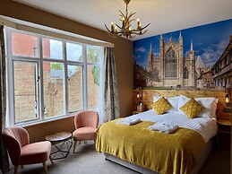 The Crescent Guest House