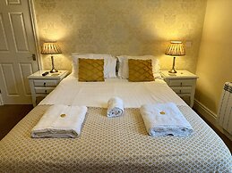 The Crescent Guest House