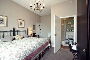 The Farthings Guest House