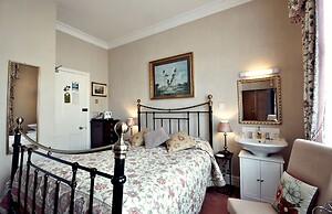 The Farthings Guest House