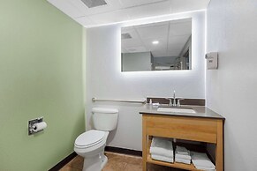 Quality Inn and Suites Monterey, TN - Crossville, TN