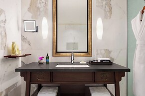 Shangri-La Vancouver