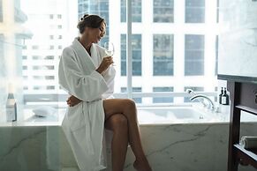 Hyatt Vancouver Downtown Alberni
