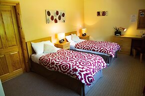 Groarty House & Manor B&B