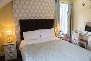 Groarty House & Manor B&B