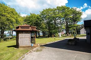 Groarty House & Manor B&B