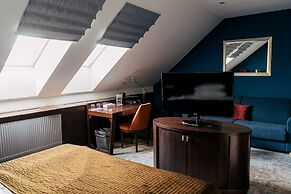 THE HOTEL FITZGERALD