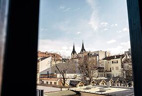 THE HOTEL FITZGERALD