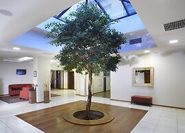 THE HOTEL FITZGERALD