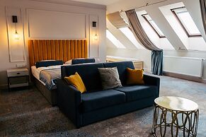 THE HOTEL FITZGERALD